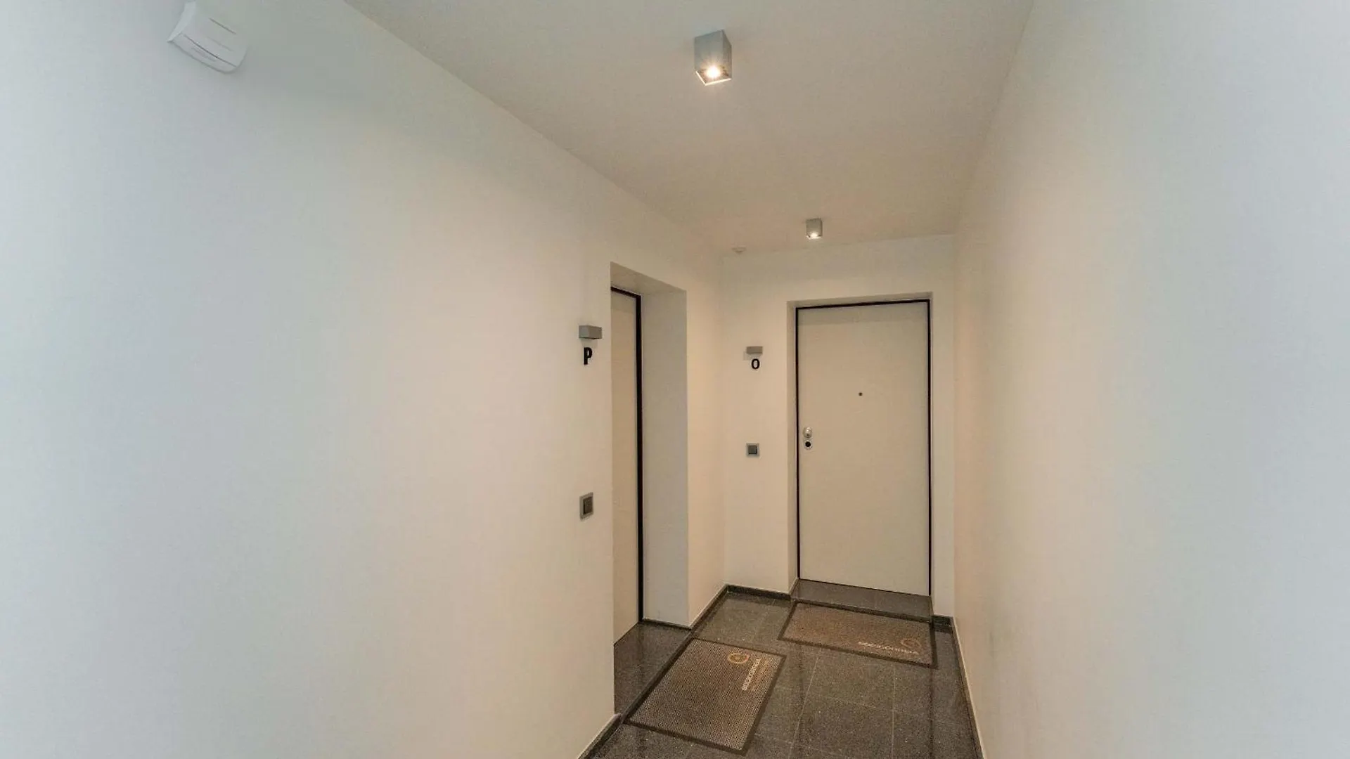 Flh Funchal Elegant Apartment With Pool & Balcony  Funchal (Madeira)