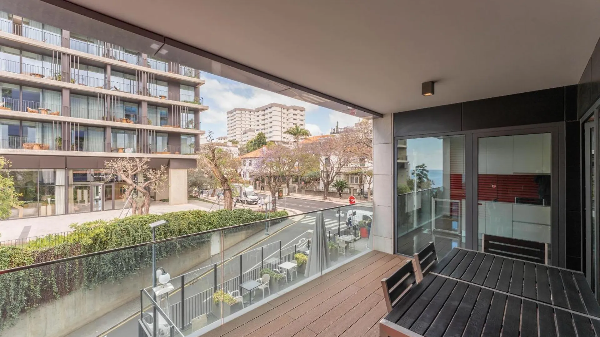Flh Funchal Elegant Apartment With Pool & Balcony