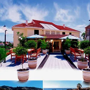 3* Pensjonat Residencial Do Vale
